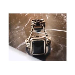 Chained Knuckle Midi Ring